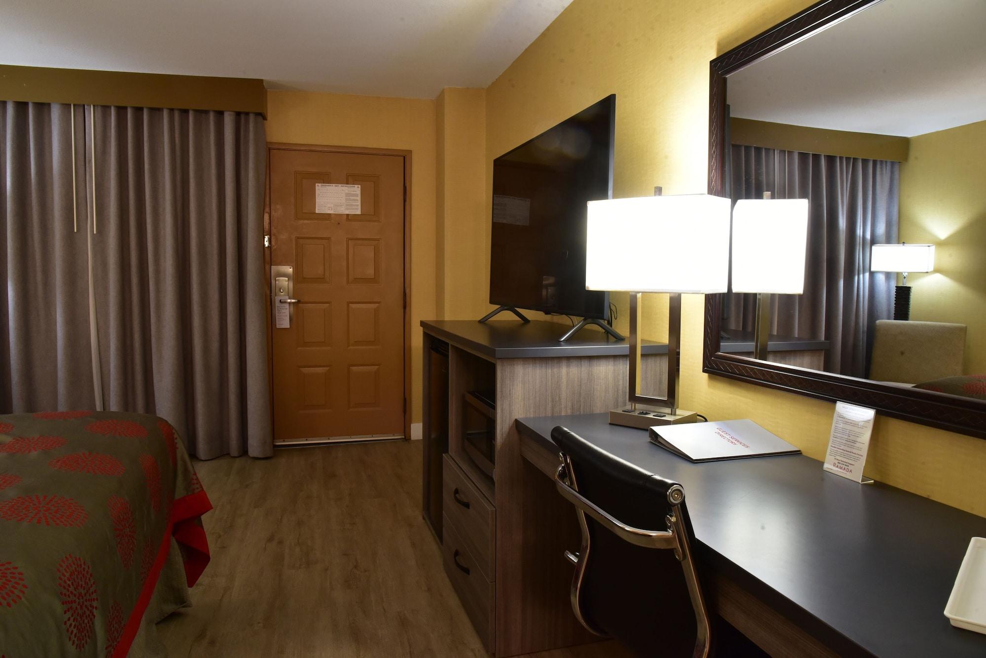 Ramada By Wyndham San Diego مدينة ناشونال المظهر الخارجي الصورة