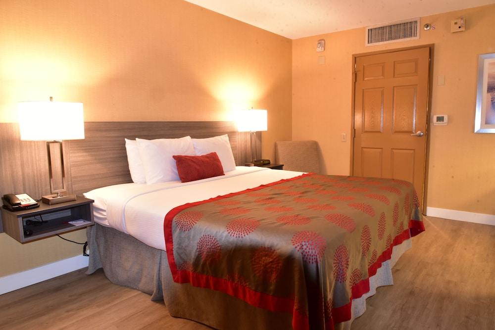 Ramada By Wyndham San Diego مدينة ناشونال المظهر الخارجي الصورة