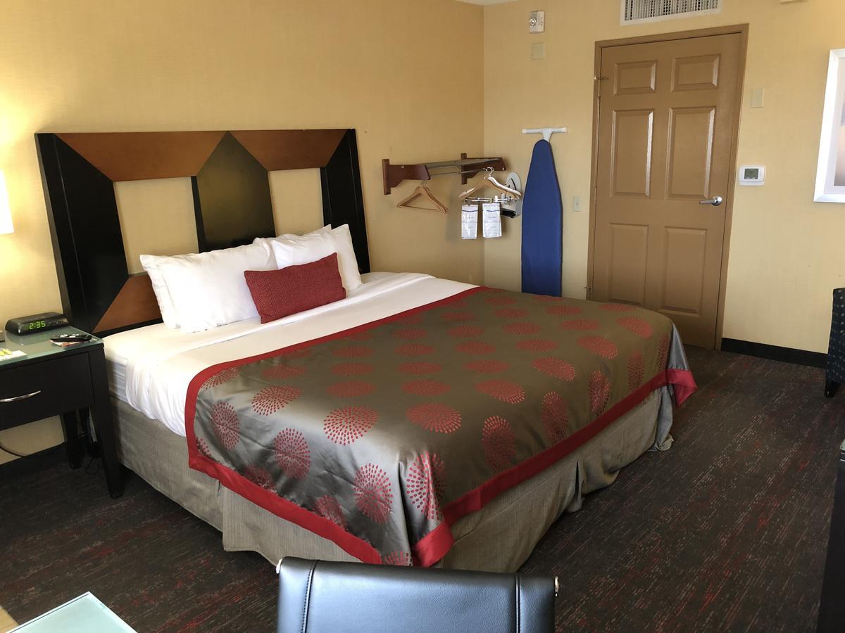 Ramada By Wyndham San Diego مدينة ناشونال المظهر الخارجي الصورة
